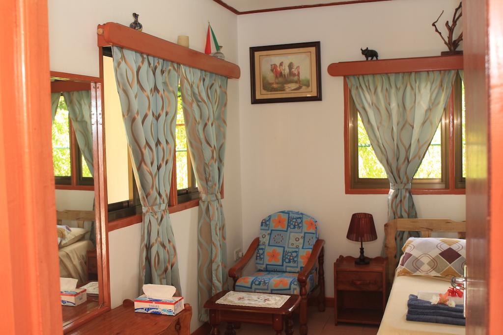 Veronic Self-Catering Guest House La Digue Rom bilde