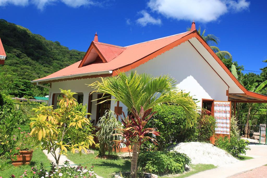 Veronic Self-Catering Guest House La Digue Eksteriør bilde