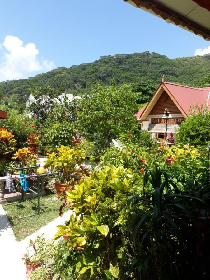 Veronic Self-Catering Guest House La Digue Eksteriør bilde